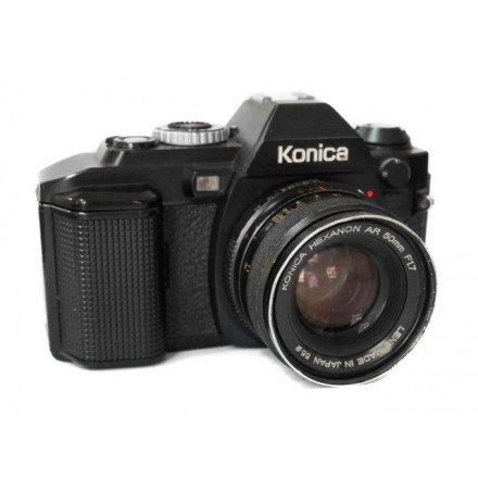 Пленочная фотокамера зеркальная Konica fs-1 Пленочная фотокамера зеркальная Konica fs-1